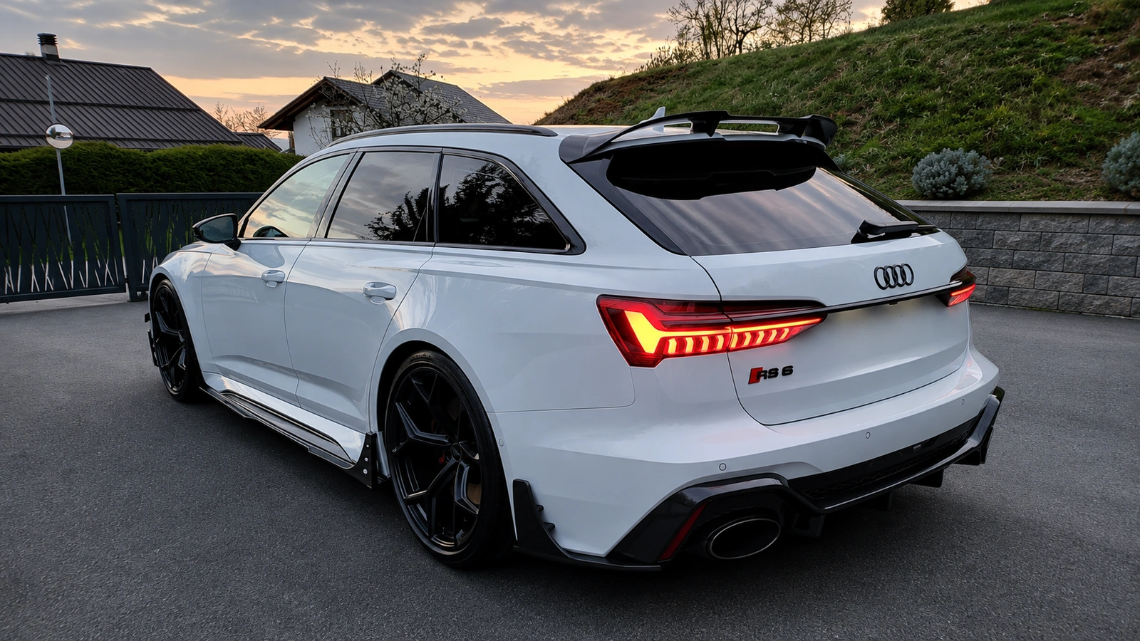 Audi RS6 Stranska krilca