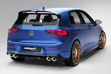 Oettinger zadnji difuzor in strešni spojler na Volkswagen Golf 8 R