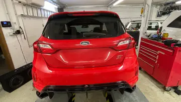 Ford Fiesta ST z Maxton Design zadnjim difuzorjem